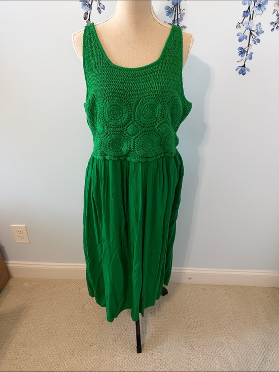 Destination 365 Dresses & Skirts - Green Crochet Bodice Sleeveless Midi Dress